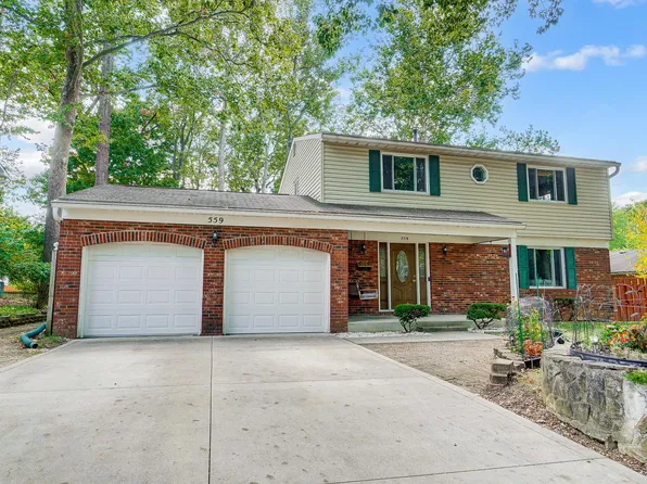 559 E Stanton Ave, Columbus, OH 43214