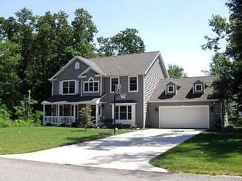2nd image of 25517 Harold Ct
