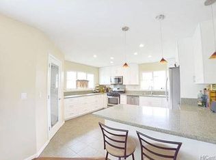 3227 Paliuli St #2, Honolulu, HI 96816