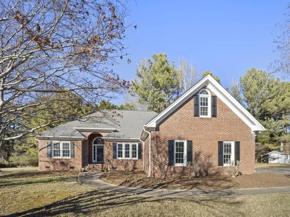 912 Broadhaven Dr, Raleigh, NC 27603