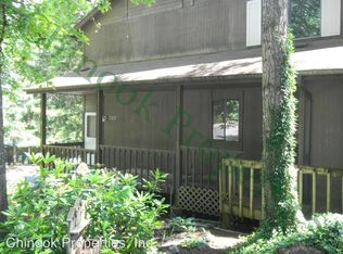 1103 S 69th Pl, Springfield, OR 97478