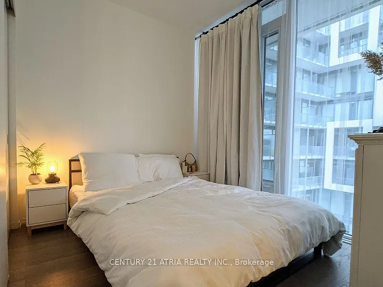 8 Hillsdale Ave E #1135 — Photo 2