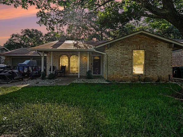 8810 Pertshire St, San Antonio, TX 78254