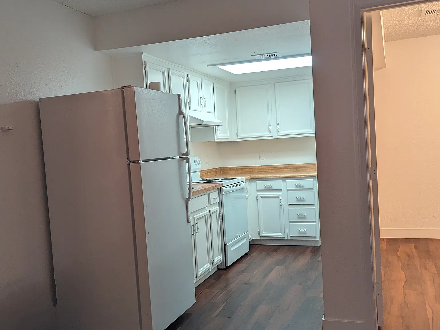 3 bed, 986 sqft, $1,500 — Photo 2