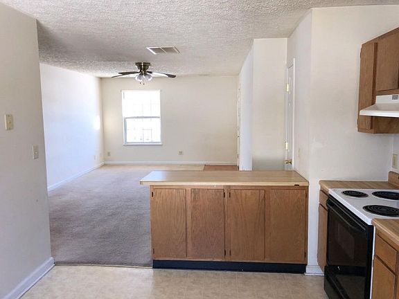 5th image of 247 Centennial Ave #1