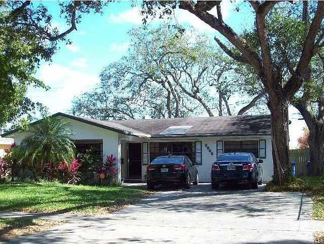 1st image of 2905 N 66th Ave