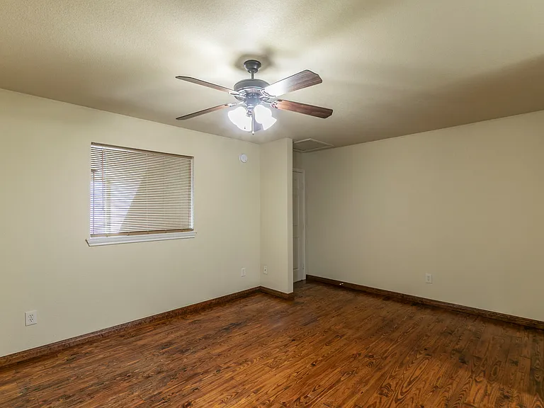 134 Meadow Park Cir — Photo 7