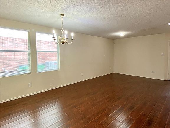 2nd image of 5304 Pandale Valley Dr