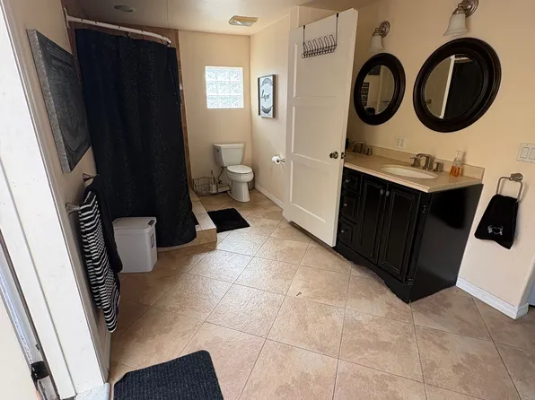 12 1st St, Bonita Springs, FL 34134