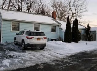 13 Elkhurst Dr, Cheektowaga, NY 14225