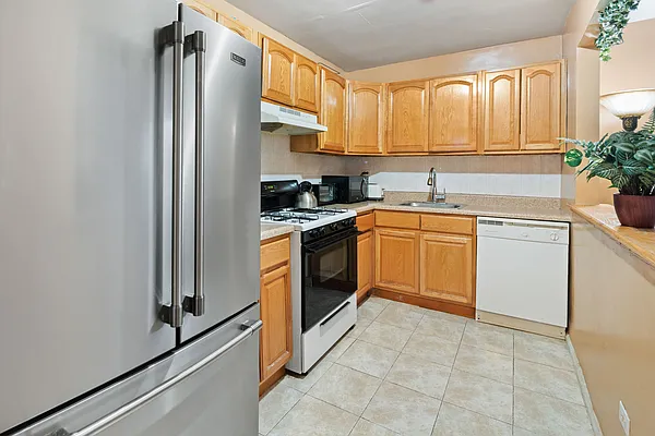 Sold by BELLMARC | media 6