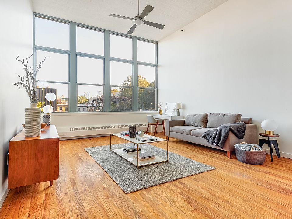 1st image of 204 Huntington St #3U