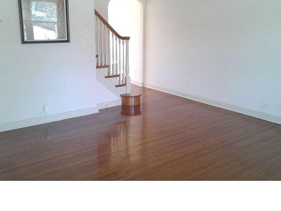 5th image of 354 Montana St