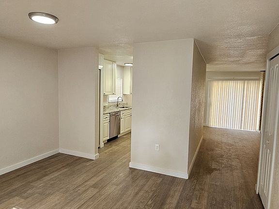 4th image of 5959 KISSING OAK ST