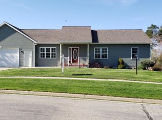 606 Gregmark Ln, Ionia, MI