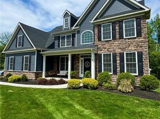 3183 Sheffield Dr, Emmaus, PA