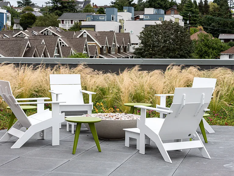 Muir Apartments Outdoor Firepit and Seating