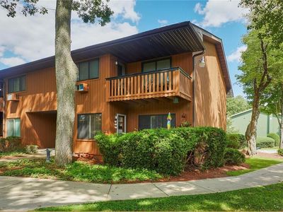 219 Coachlight Square, Montrose, NY, 10548