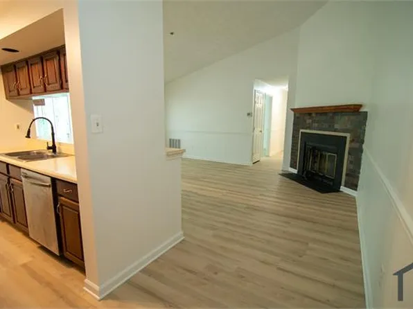 1304 Clover Valley Way APT L, Edgewood, MD 21040