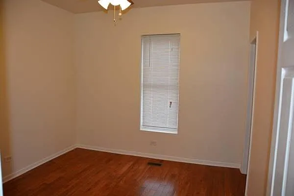 2429 W Flournoy St #W FLOURNOY — Photo 9