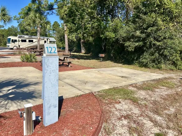 122 Haven Ct #122, Carrabelle, FL 32322