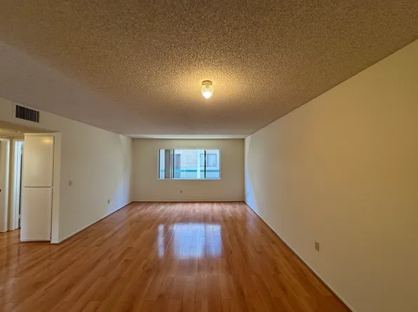 1004 E Garfield Ave APT 3, Glendale, CA 91205