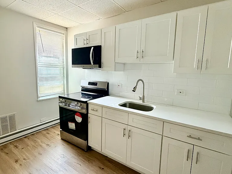 3563 Emerald St #2 — Photo 1