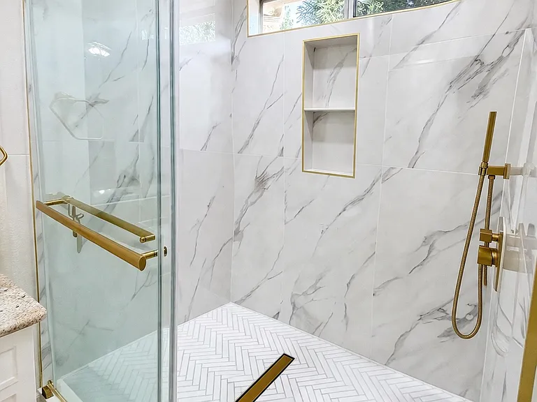 1790 E Chelsea Dr — Photo 12