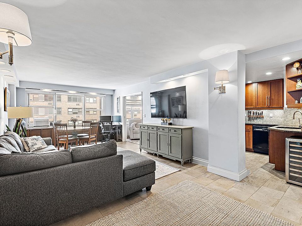 1st image of 301 E 69th St APT 8K