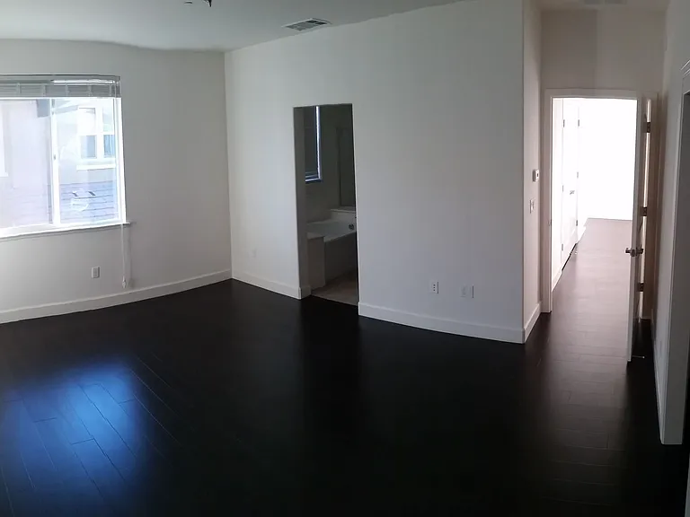 1765 Lee Way — Photo 3
