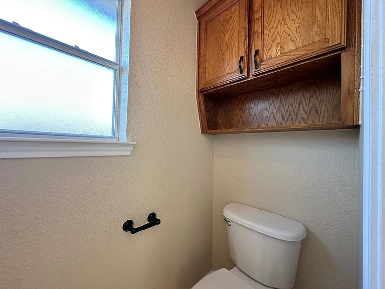2601 Lavender Ln — Photo 24