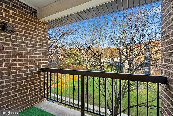 11238 Cherry Hill Rd #302 — Photo 31