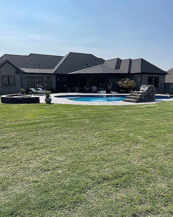 2nd image of 8032 Ironstone Dr