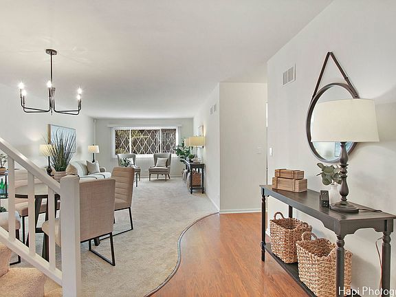 3rd image of 1295 Briarwood Ln #1295
