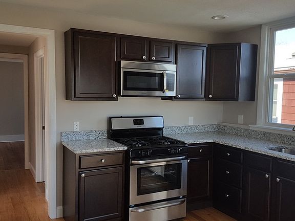 2nd image of 50-52 Bowdoin St Unit 2