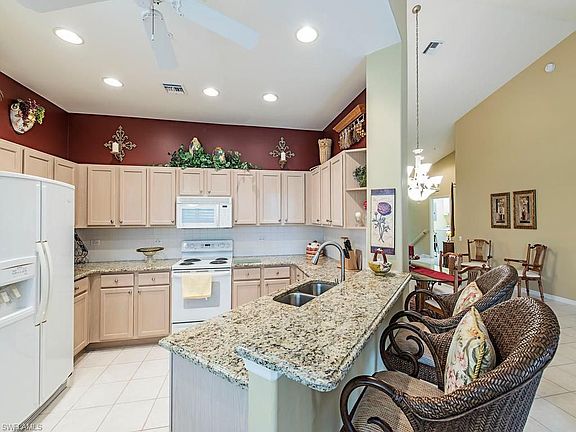 4th image of 8265 Danbury Blvd APT 204