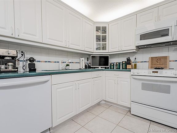 2nd image of 9735 NW 52nd St APT 310