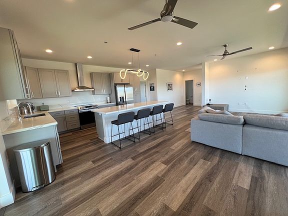 5th image of 73 Poloahilani St