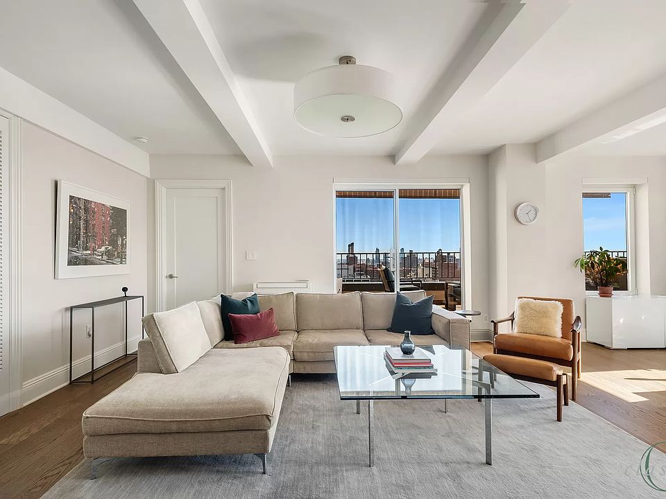 1st image of 200 E 16th St APT 17G