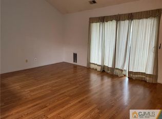 1603 Pebble Pl, Parlin, NJ 08859