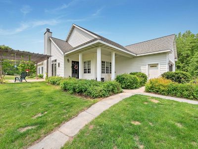 1817 Bonk Ln, Little Suamico, WI, 54141