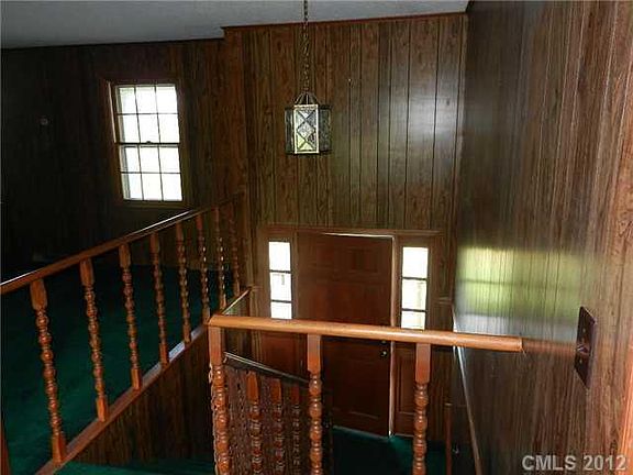 3rd image of 1205 Mays Chapel Cir