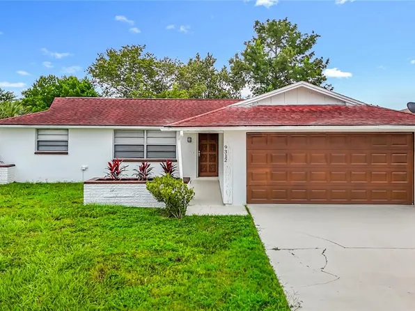 9312 Glen Moor Ln, Port Richey, FL 34668