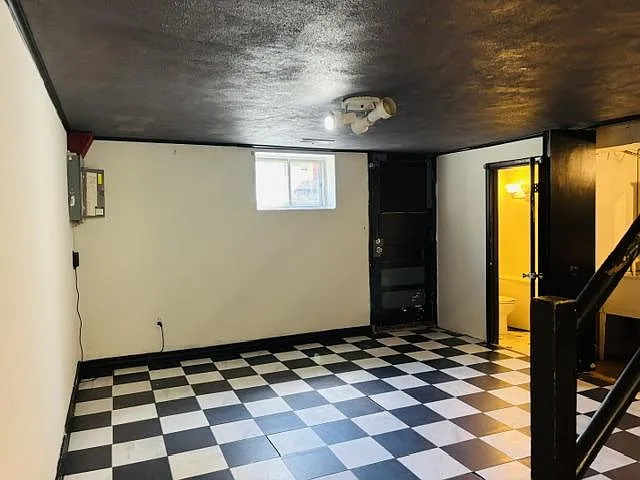 928 Circle Dr — Photo 15