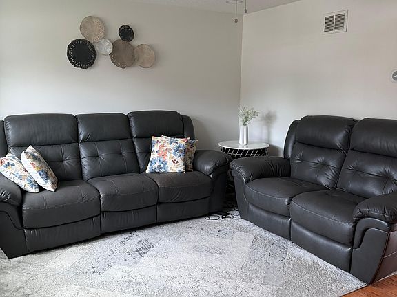 2nd image of 1847 Middlesex St APT 7