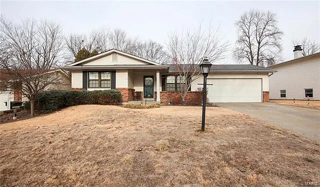 21 Oak Hill Ln photo 1