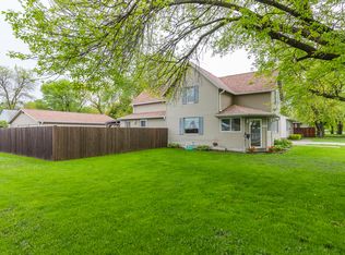 1708 7th St, Nevada, IA 50201