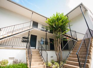 839 Madison Ave APT 7, Charlottesville, VA 22903