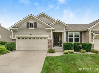 7747 Carlisle Crossing Blvd, Byron Center, MI 49315