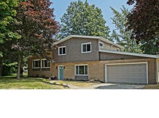 7419 Button Rd, Concord Township, OH 44060